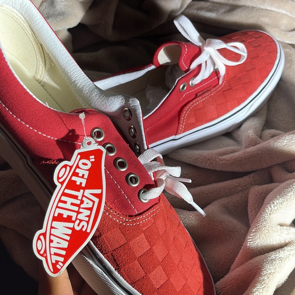 Vans - Picture 5 of 5